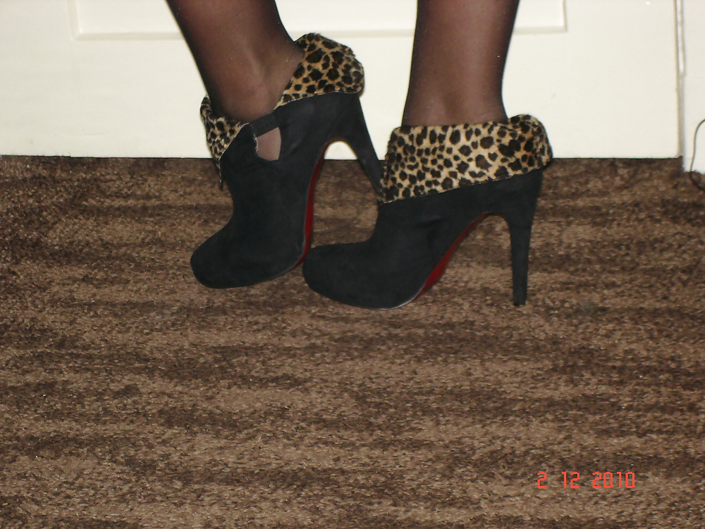 High heels ,stocking ,nylons and more #33236633