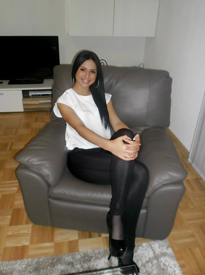 Putas en legging
 #29487716