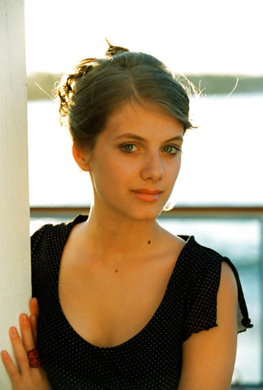 Melanie laurent
 #36982605