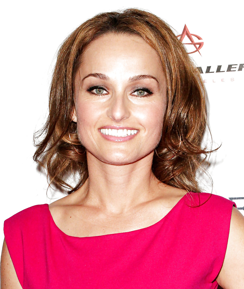 Hay algo en giada de laurentiis
 #30748954