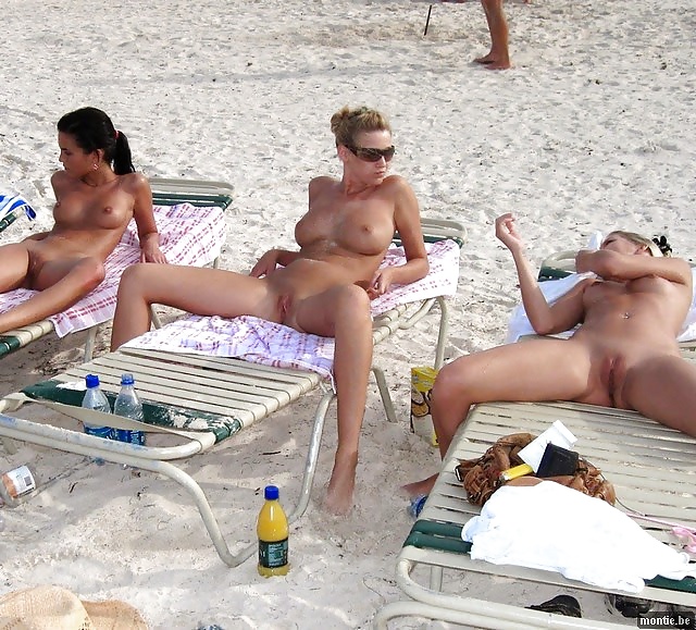 Beach Babes Aux Seins Nus - Certains Nue 3 #39747176