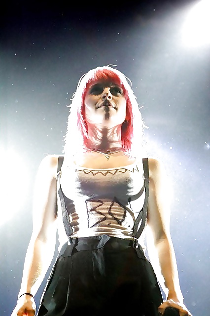 Hayley Williams #33613221