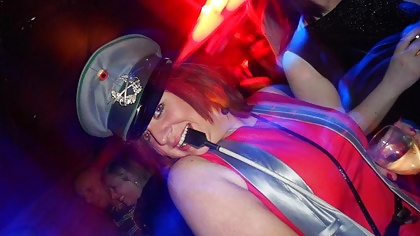 Esposas y novias 4
 #35116213