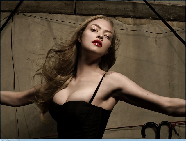 Amanda Seyfried #29180397