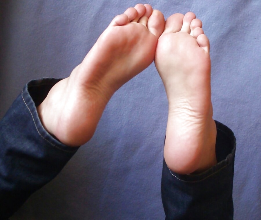 Miranda's Feet  #40797448