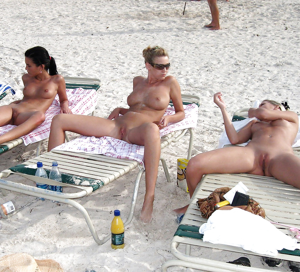 FKK-Strand - Nackte Mädchen Und Frauen 2 #40276875