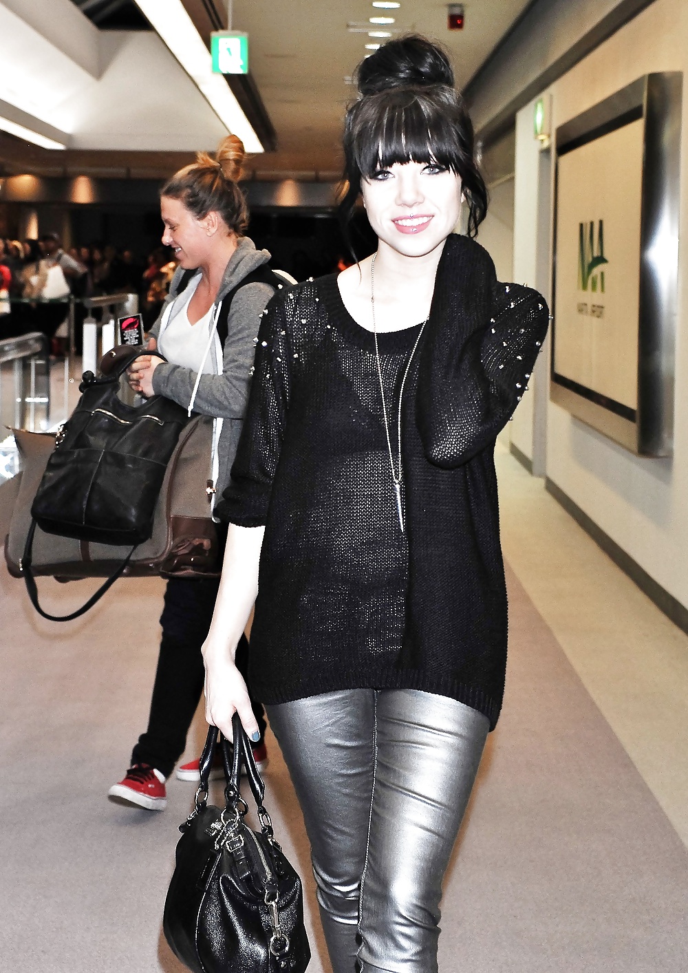 Carly rae jepsen sexy hq mix (ccm)
 #33056816