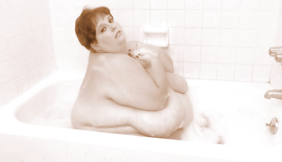 Ssbbw = super sized beautiful bath woman #35218828