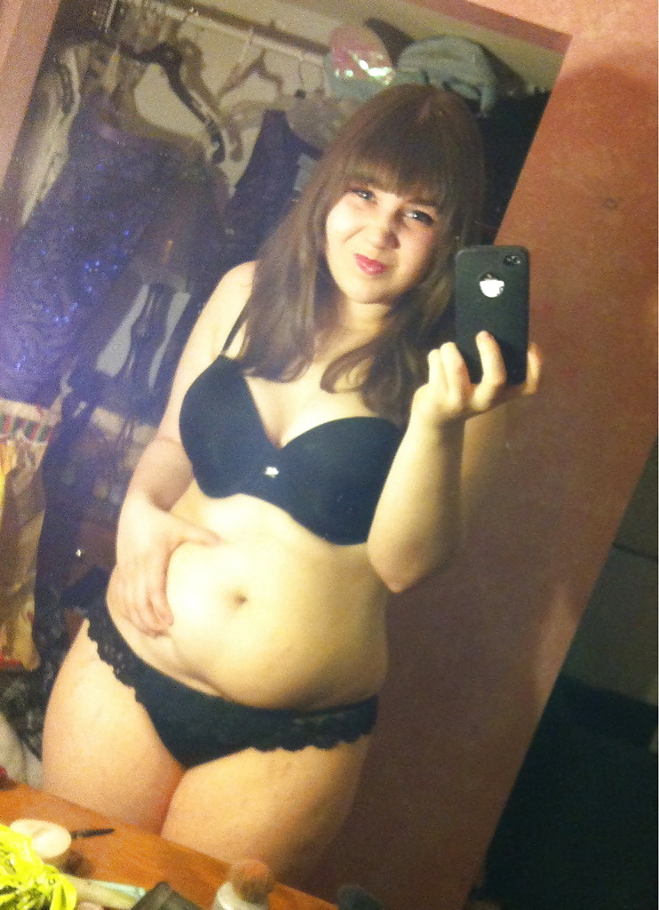 Chubby teen works what she got #28780838