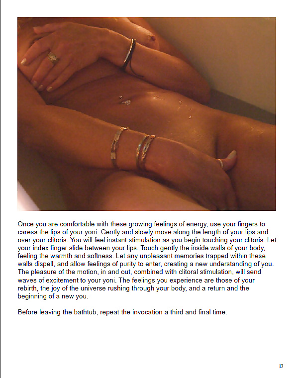Masturbazione in acqua, rituale di sesso tantrico
 #24545488