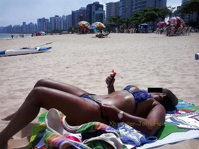 A Esposa do Corno na Praia - Jotha Hele #27086216