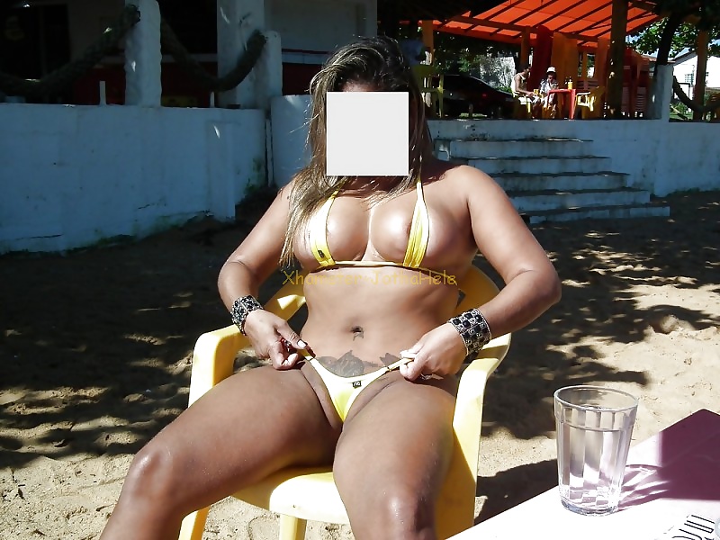 A Esposa do Corno na Praia - Jotha Hele #27086233