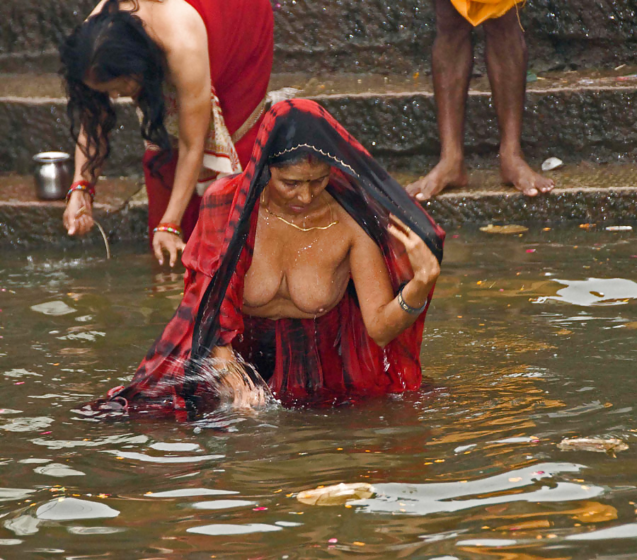 Indian Public Bath #35730767