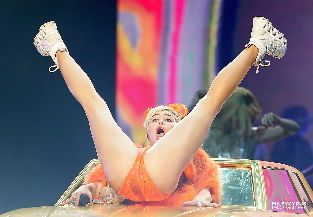 Miley Cyrus - Dirty Teen Hure Ficken #32046929