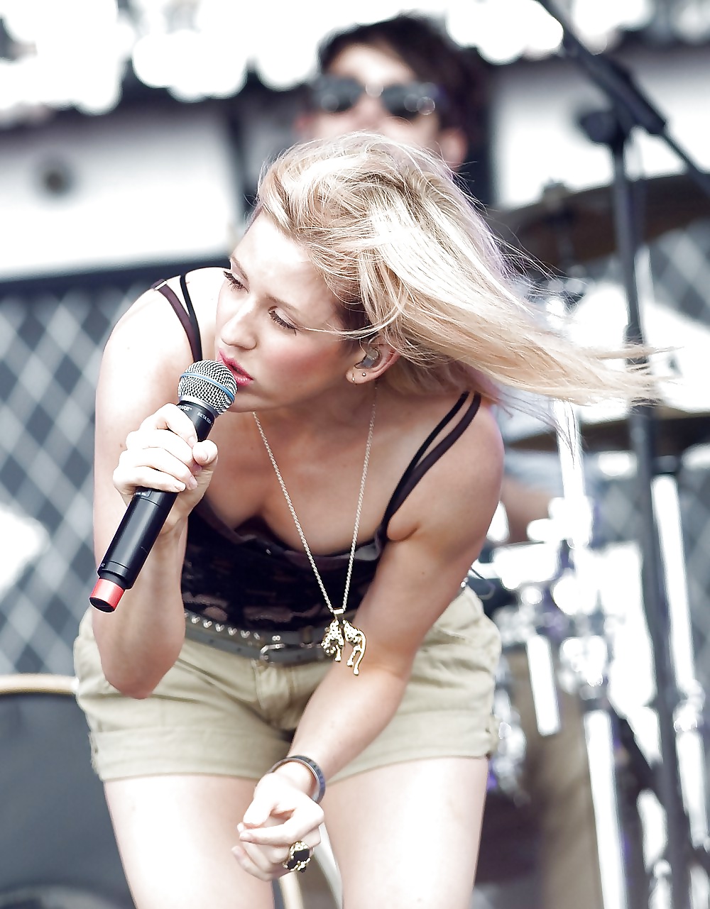 Ellie goulding
 #27185969