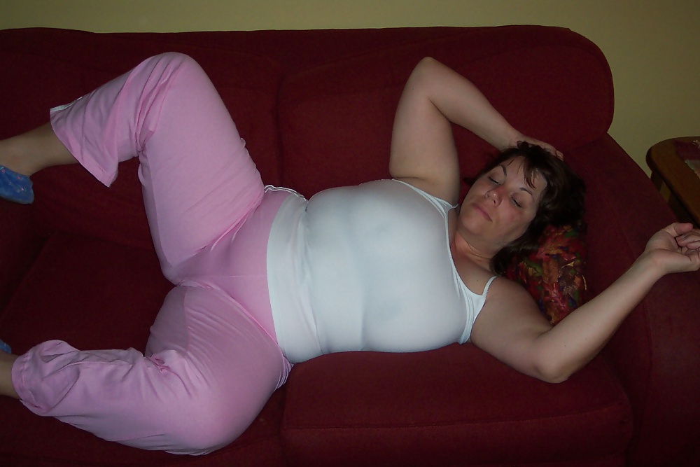 She Thinks She Is Too Fat #31085086