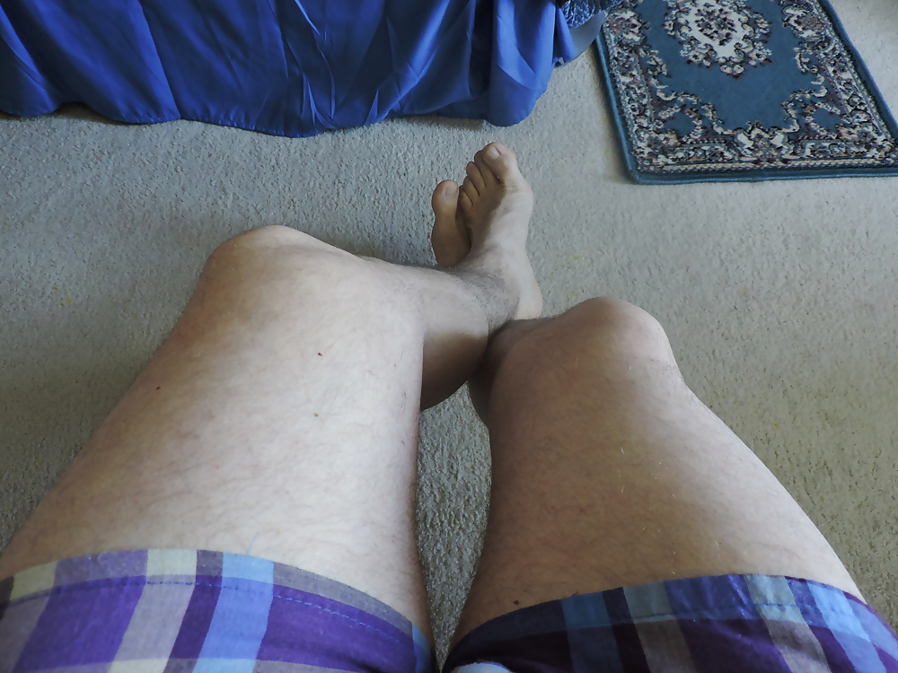 More Bare Feet and Flip Flops #40914957