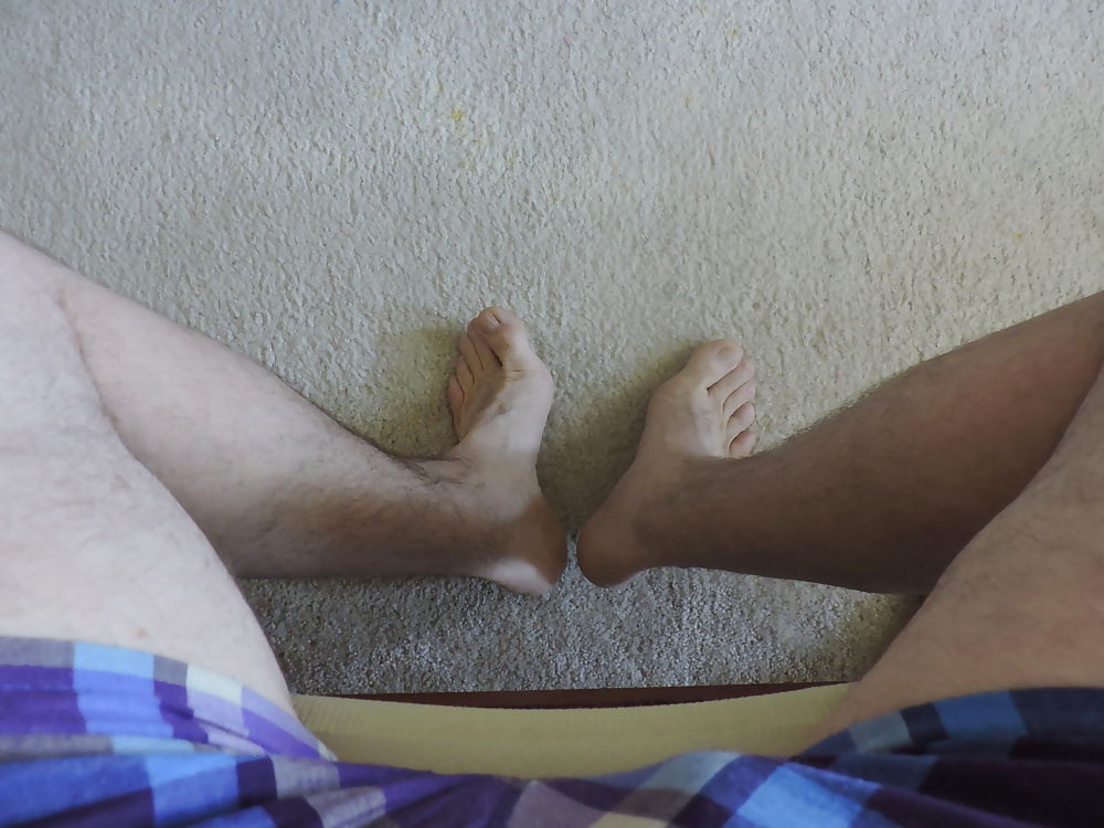 More Bare Feet and Flip Flops #40914977