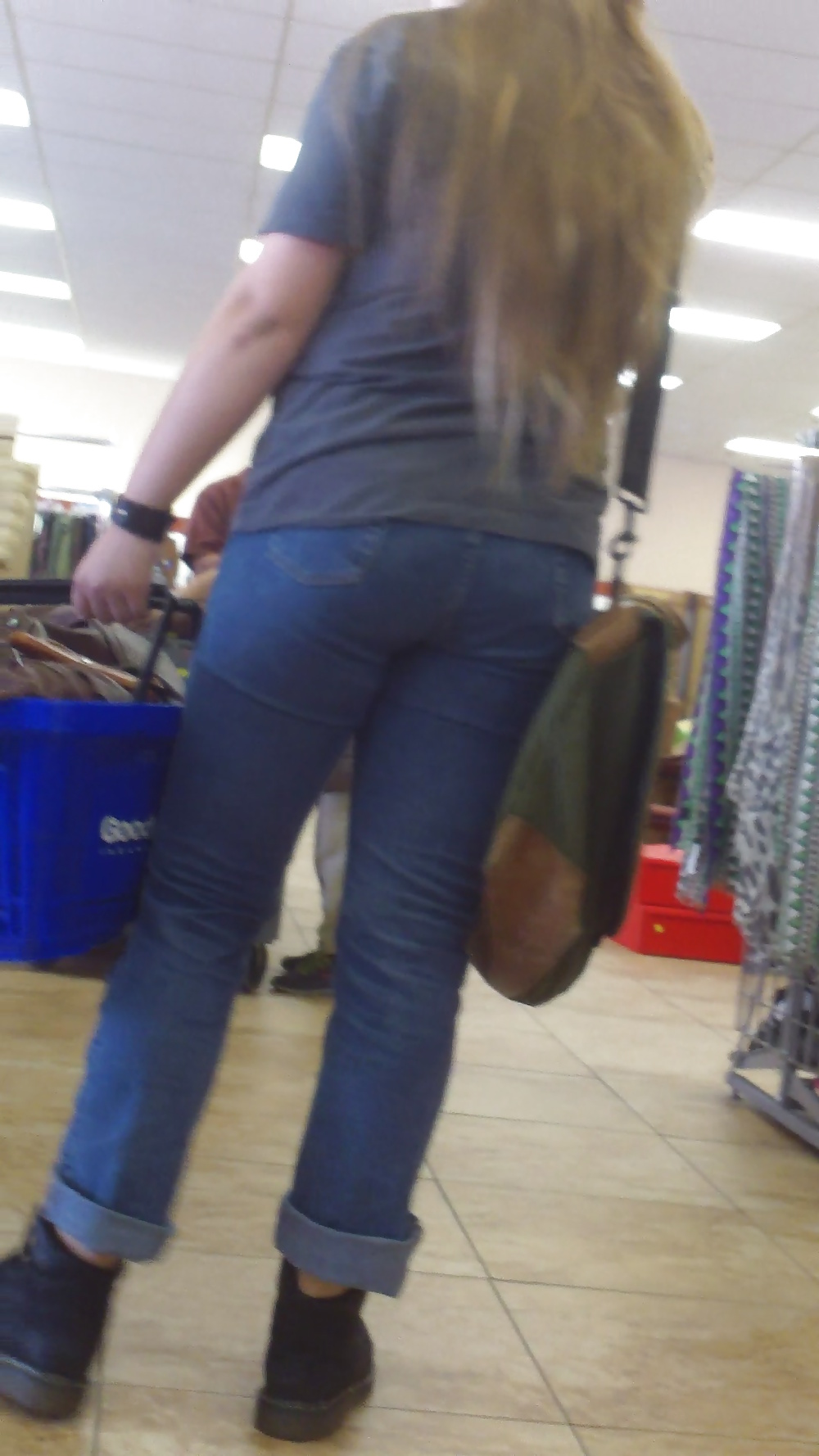 Popular teen girls ass & butt in jeans Part 5 #28732446