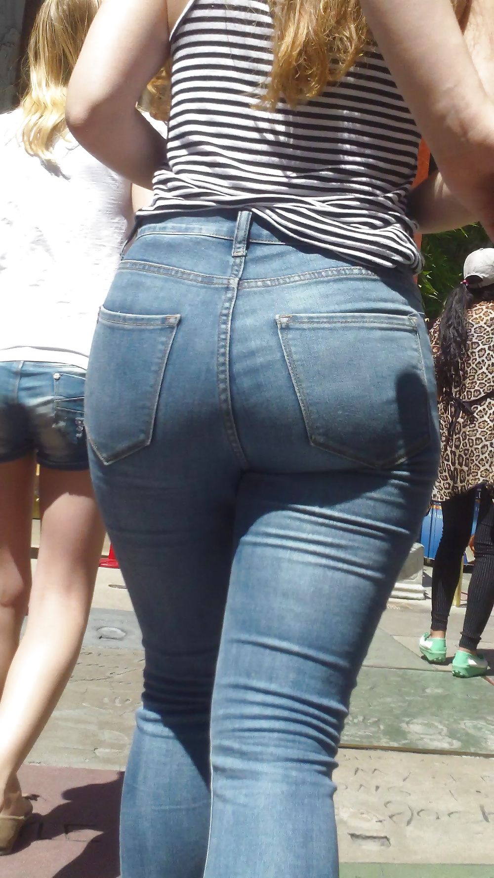 Popular teen girls ass & butt in jeans Part 5 #28734104