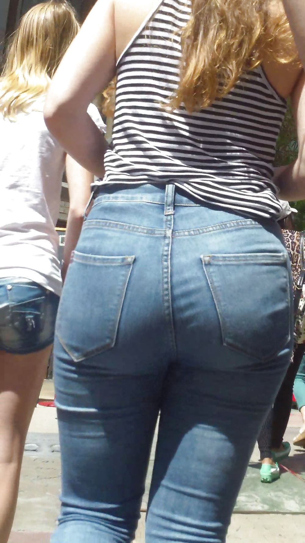 Popular teen girls ass & butt in jeans Part 5 #28734110