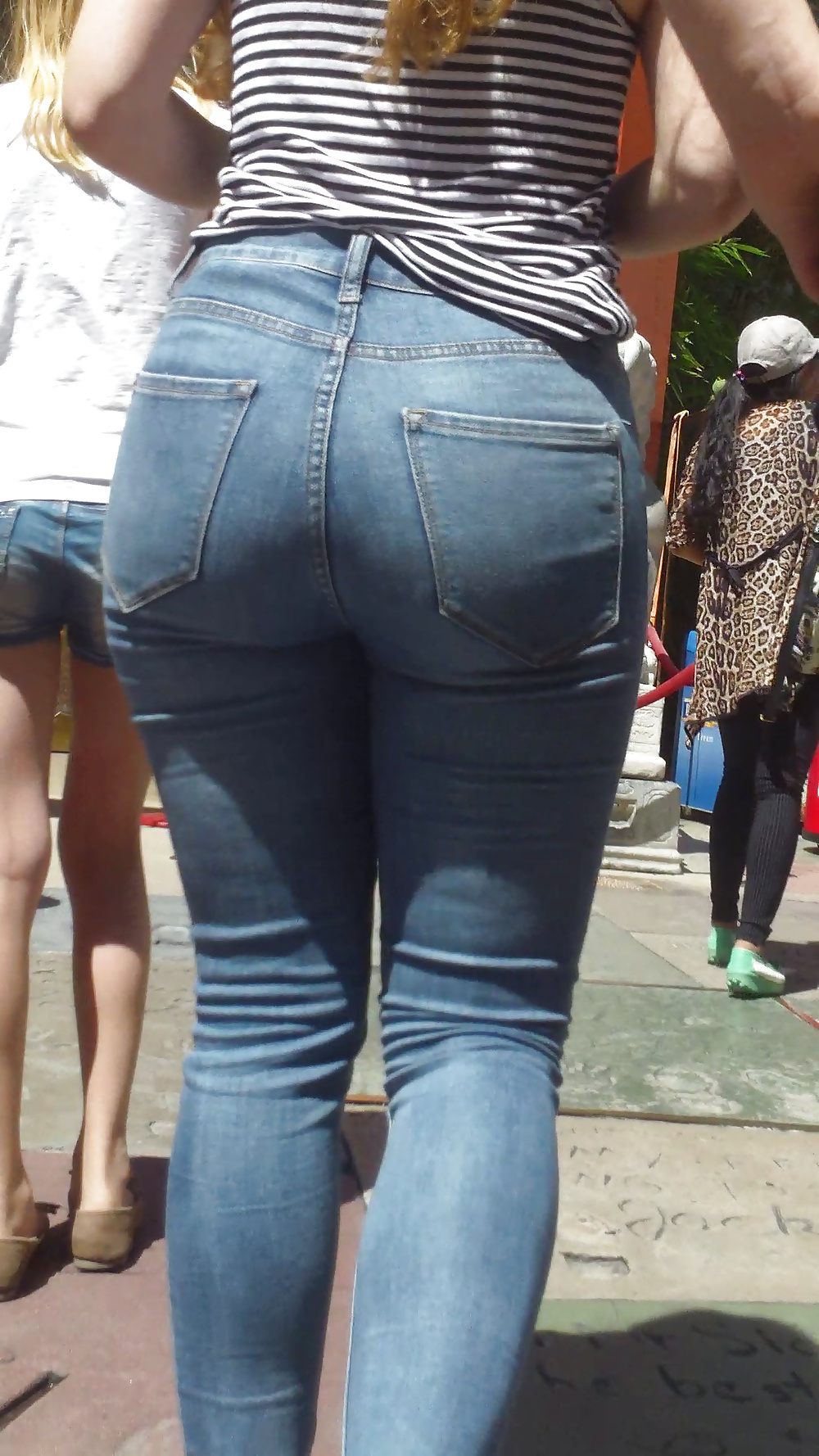 Popular teen girls ass & butt in jeans Part 5 #28734165