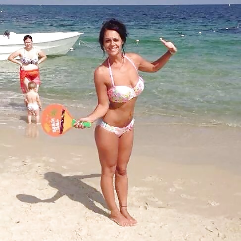 休日にはもっと淫乱に。
 #38596925