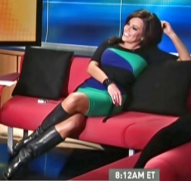 Newsbabe Robin Meade with Fakes 2 #32068881