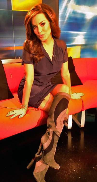 Newsbabe Robin Meade Mit Fakes 2 #32068894