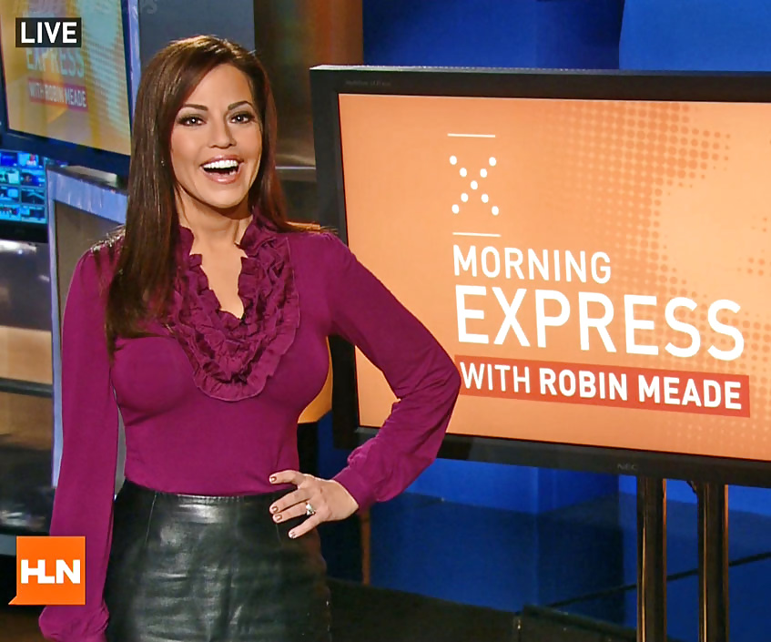 Newsbabe Robin Meade with Fakes 2 #32068941