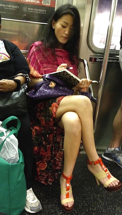Voyeur nyc subway sexy asian  #26935491
