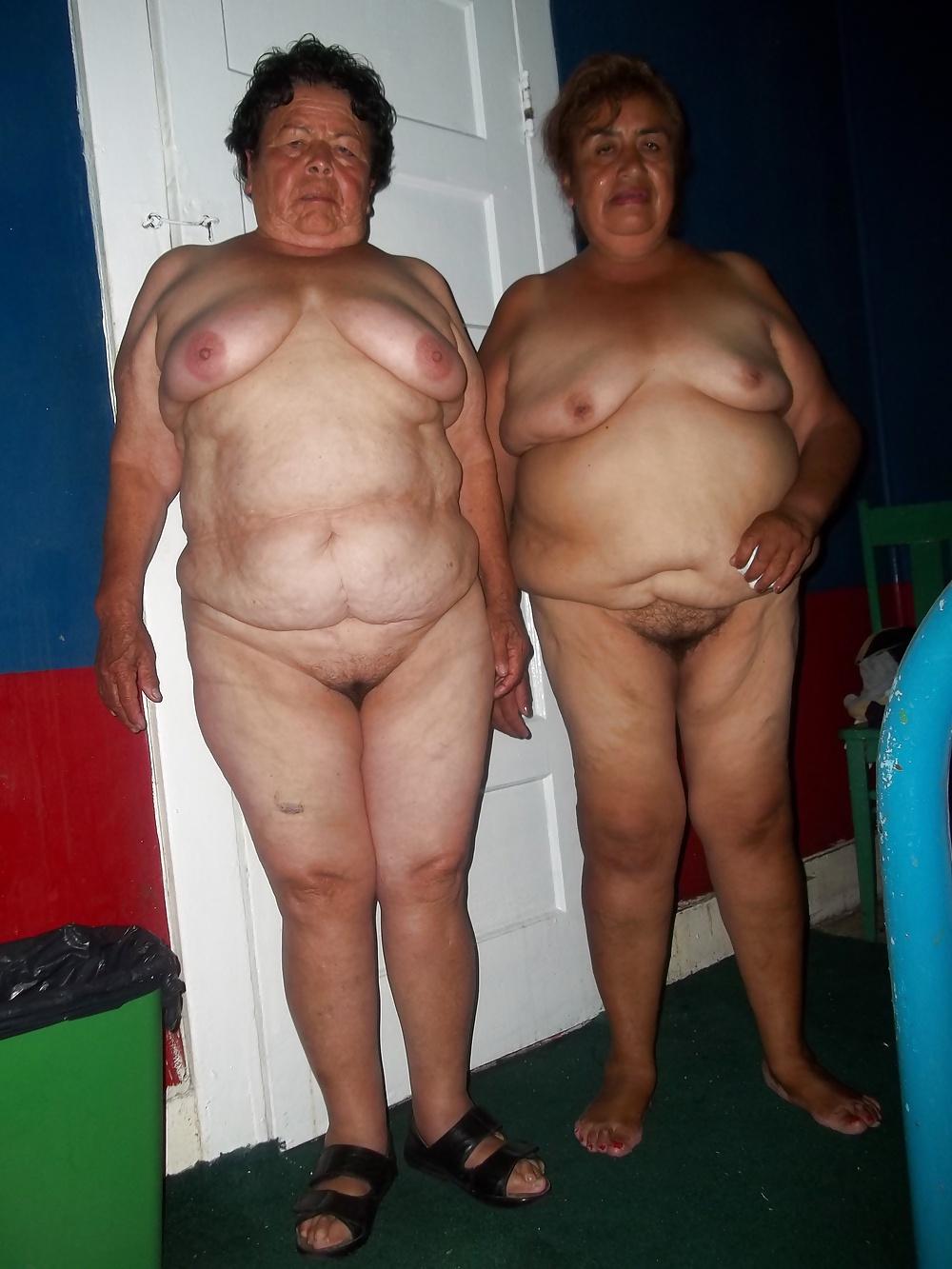 Abuelas putas mexicanas
 #34848907