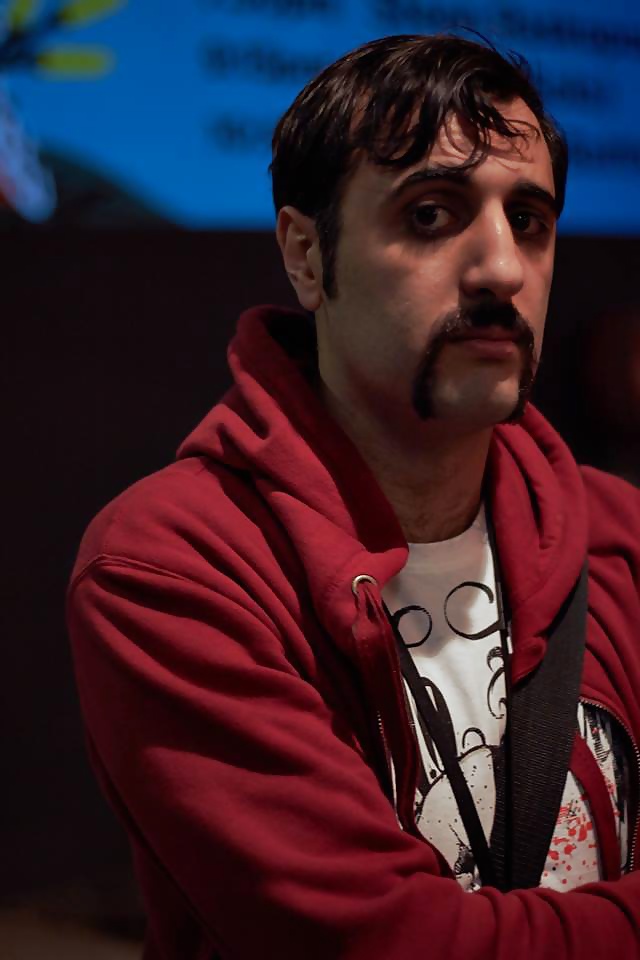 セルフ
 #33975542