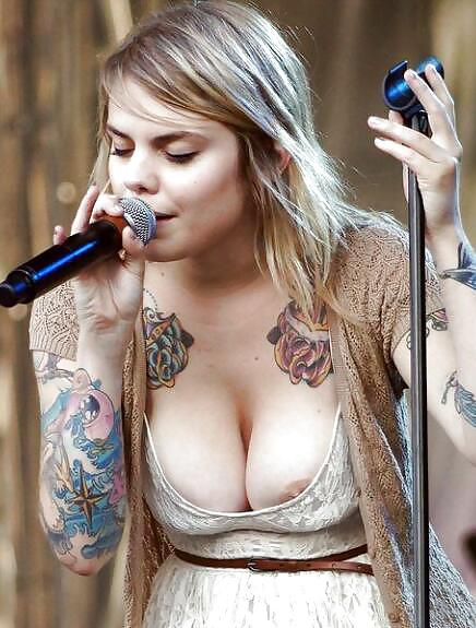 Sin necesidad de sujetador
 #37236763