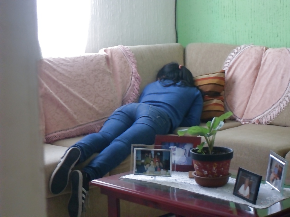 Ximena dormida manoseada - palpeggiamento del culo
 #28094286