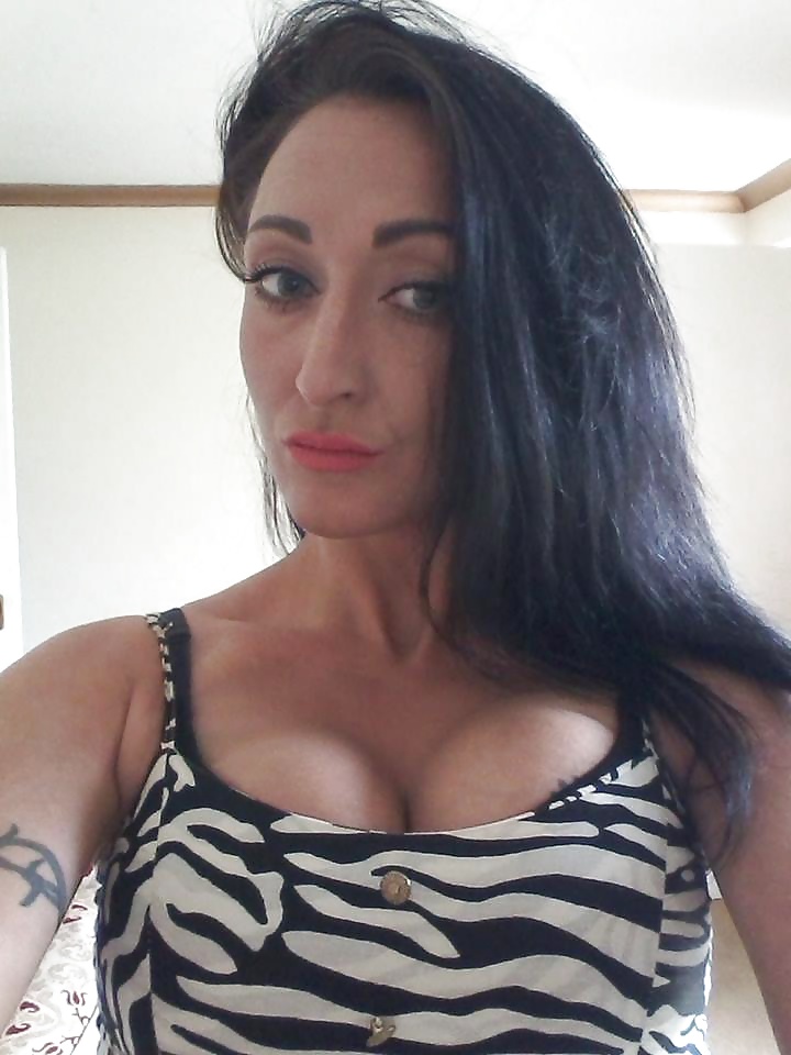 Local whores please comment #32283008