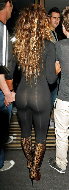 MEL B,CROTCH,ASS,TIT SHOTS #29111729