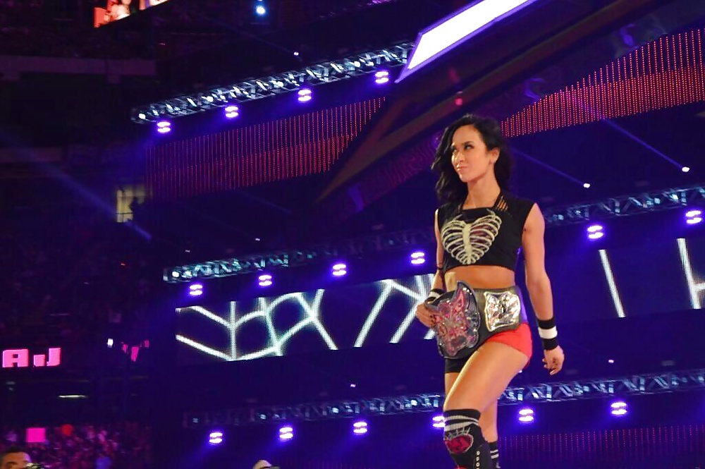 Aj lee
 #25627384