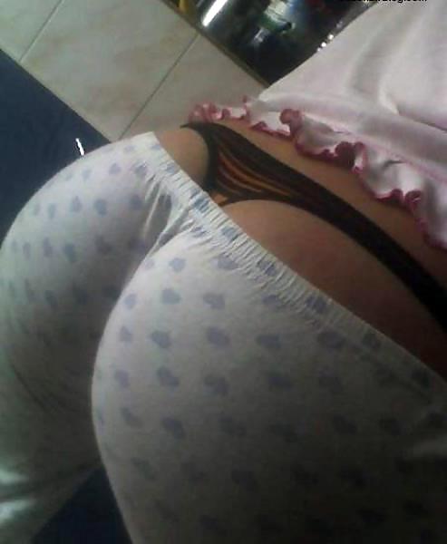 あなたがファックしたい100人のホットなお尻 part # 1
 #36774620