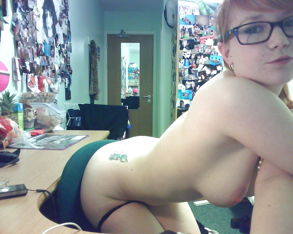 Redhead webcam girl #40104180