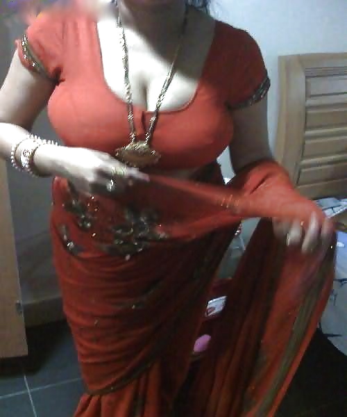 Indian Mom Changin #28332649