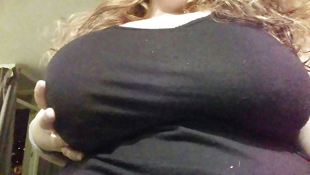 Mis tetas de princesa
 #38692934