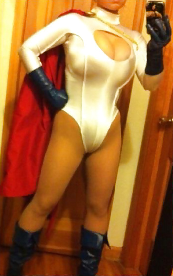 Cosplay #2: Yaya as Power Girl from DC Comics #35534490