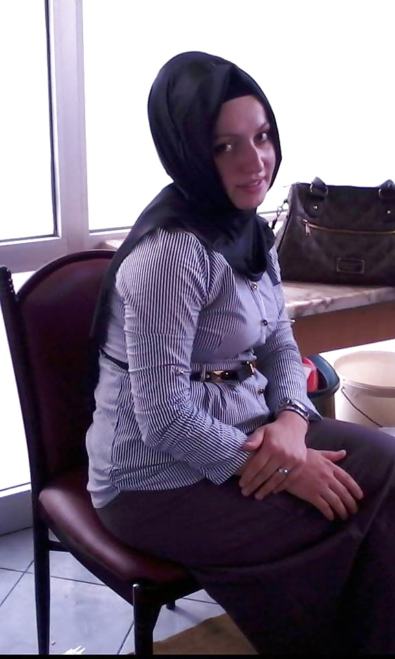 Die Schnittstelle Turbanli Türkisch Hijab Indische Sitzen #30542479