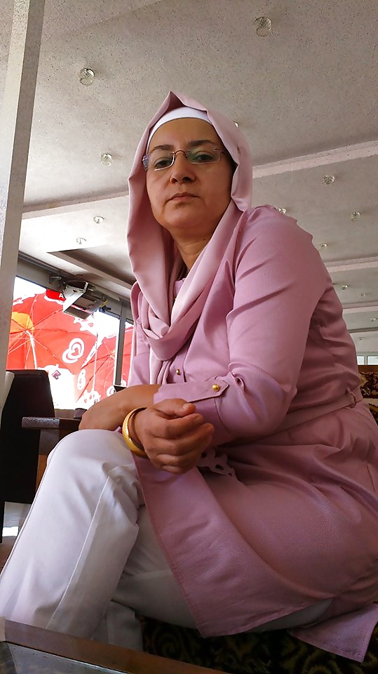 Die Schnittstelle Turbanli Türkisch Hijab Indische Sitzen #30542671