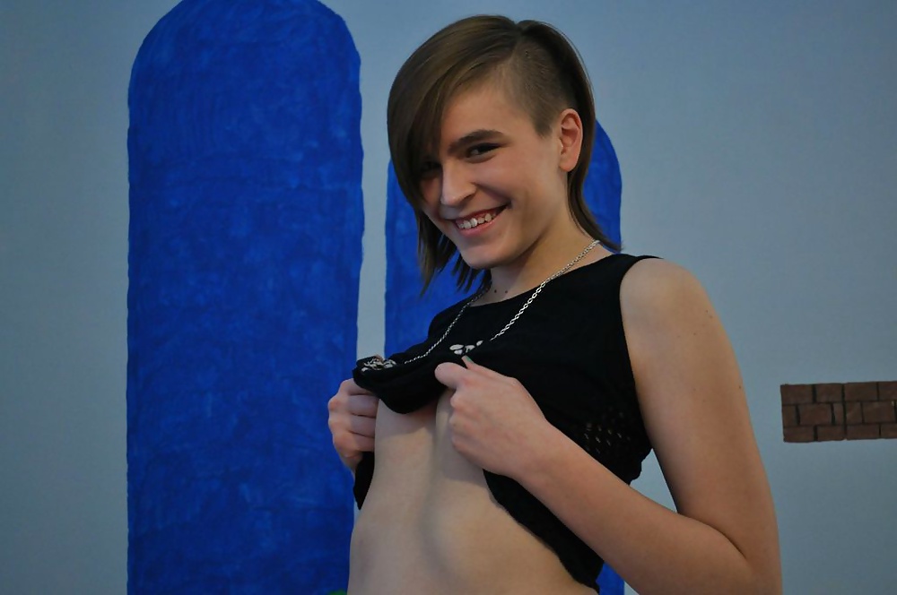 Sarajane strip
 #28504116