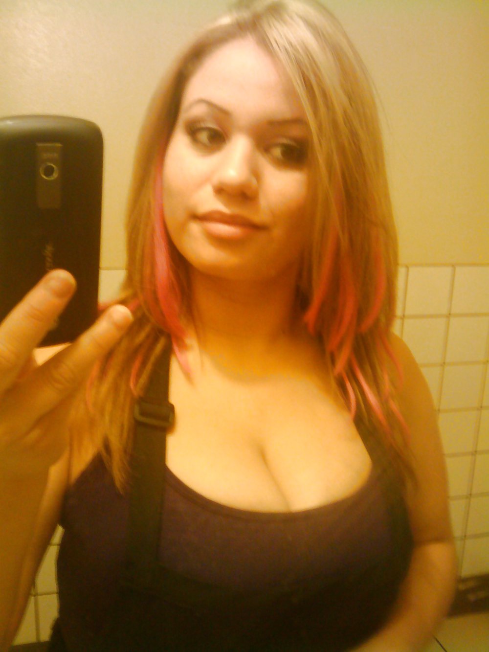 Lizet #33845087