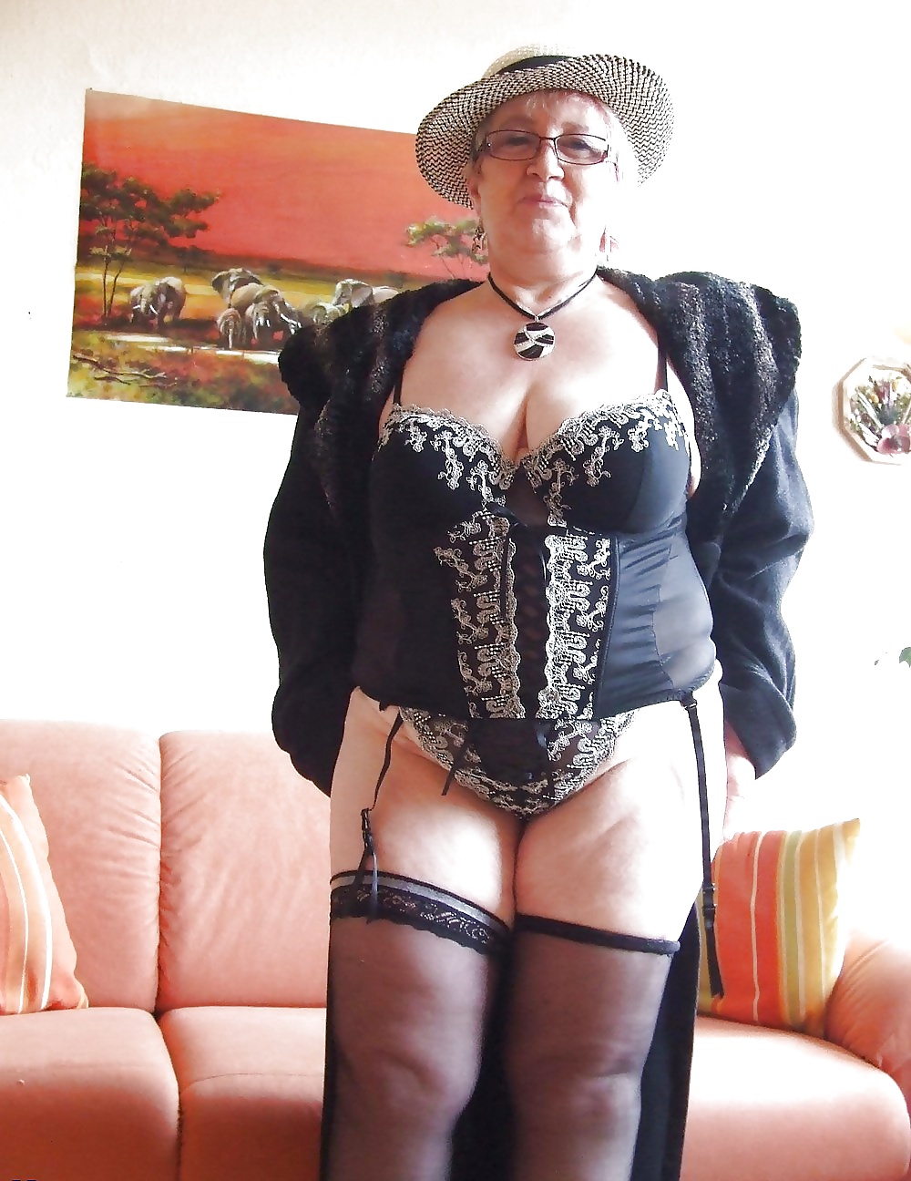 Internet pic #26461835