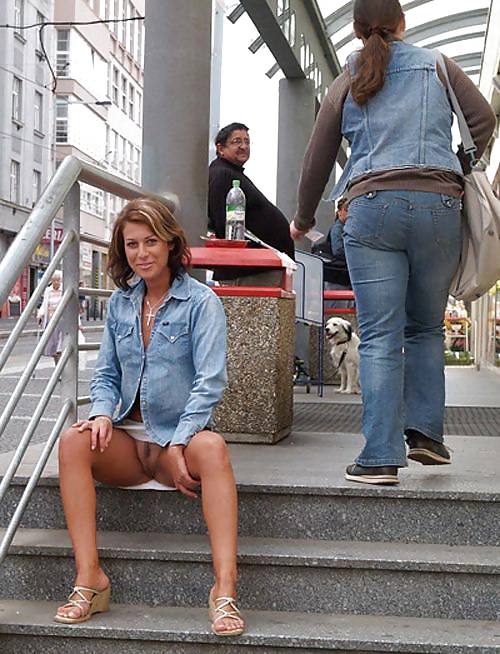 Flash, ups and more #40131588