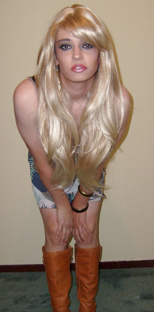 Crossdresser 7
 #40786306